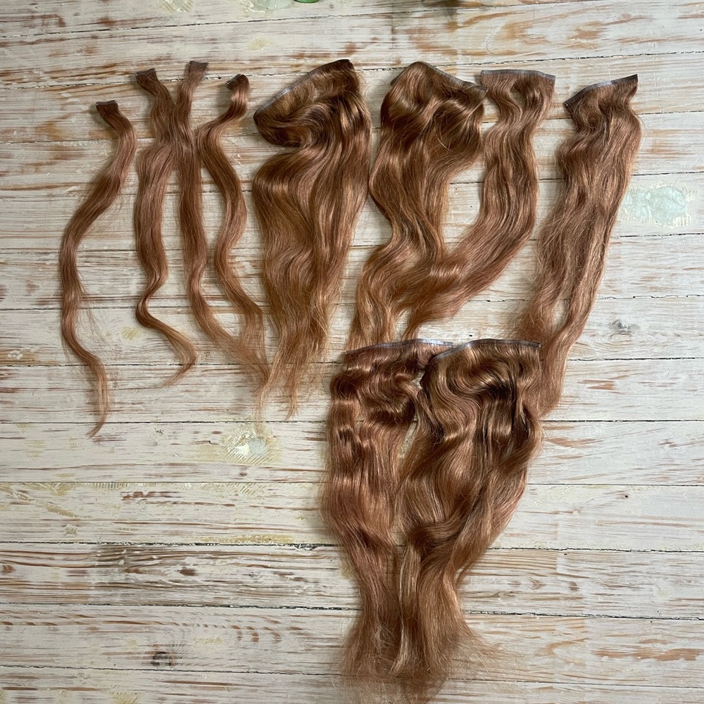 Luxe 20” natural clip in red hair extensions